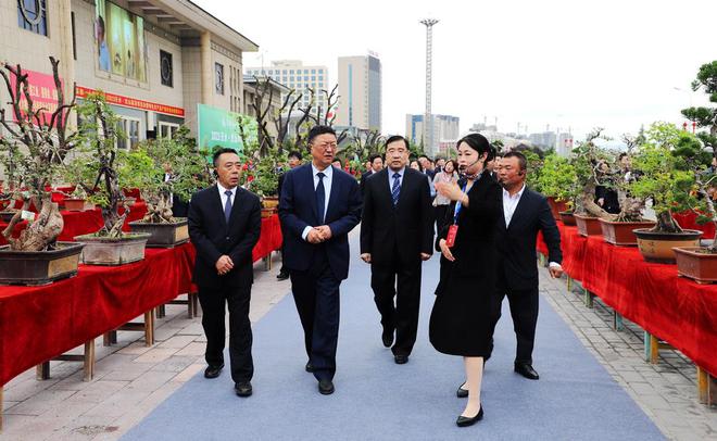 陇上菜都十有武山 2023天水武山蔬菜博览会暨特色农产品产销对接会开幕(图)