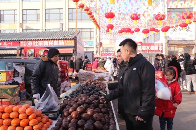 “笨猪肉”“笨鸡蛋”受欢迎--“笨”字辈农产品走红沈阳造化大集