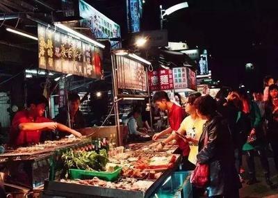 火锅是她美食界的冰山一角,夜市才是山城吃货真正的天堂!